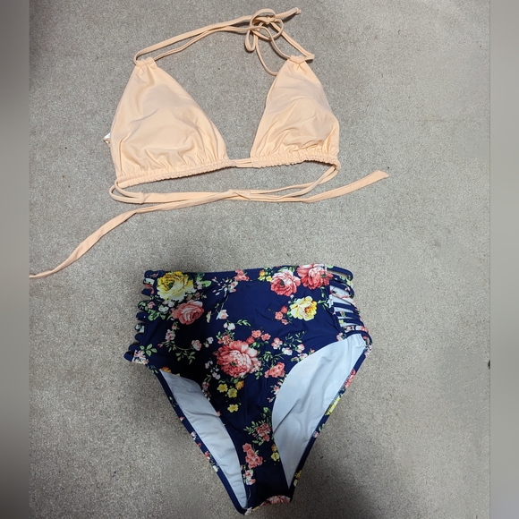 Cupshe High-Waisted Triangle Bikini - Picture 1 of 4